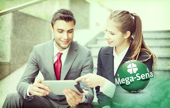 Ganhou na Mega Sena? O que fazer agora? Consultora aconselhando ganhador da loteria
